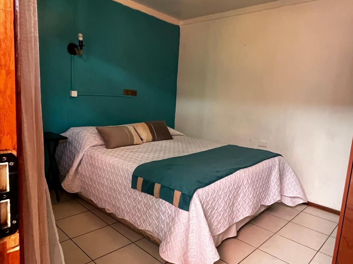 Hostal Avenue La Serena Luaran gambar