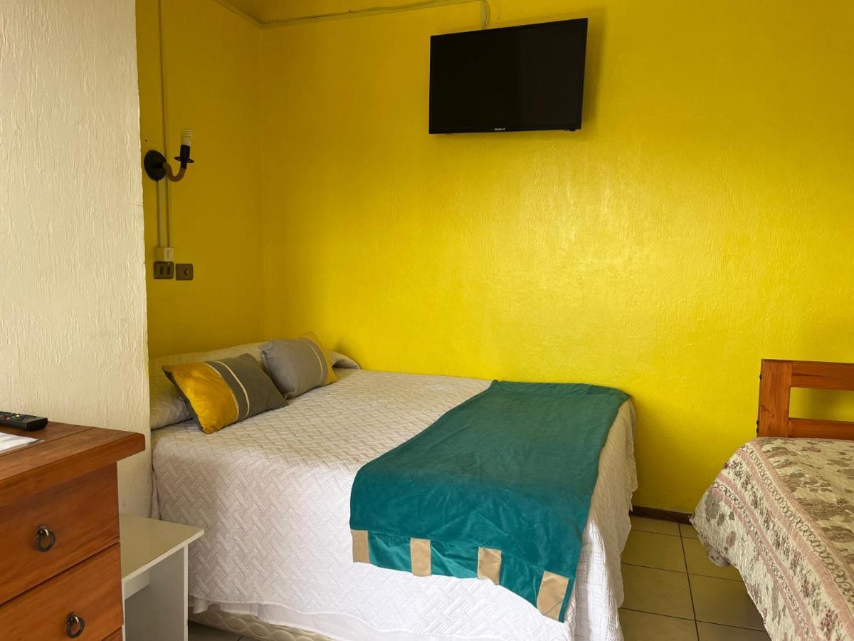 Hostal Avenue La Serena Luaran gambar