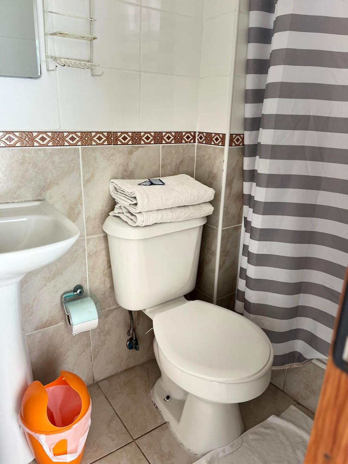 Hostal Avenue La Serena Luaran gambar